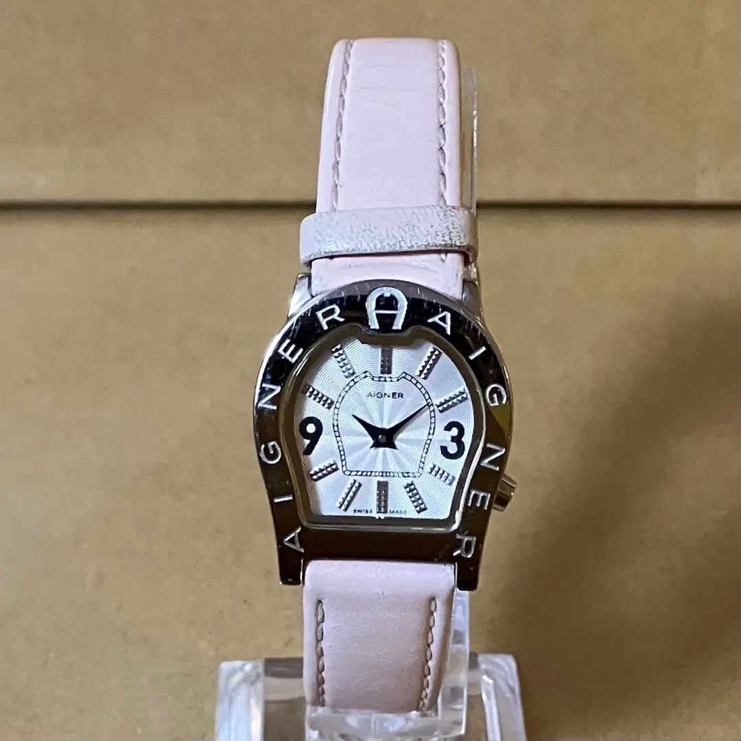 46 AIGNER アイグナー　馬蹄　ゴールド　腕時計　美品 aigner-38873.jpg