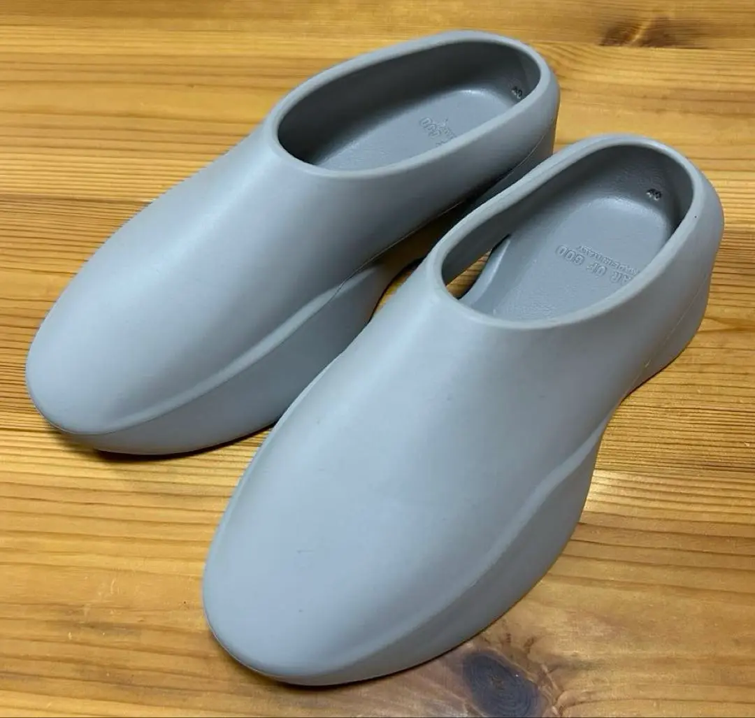 未使用品 FEAR OF GOD バックレス スリッポン サンダル クリーム 2025年最新】フィアオブゴッド メンズ サンダルの人気アイテム