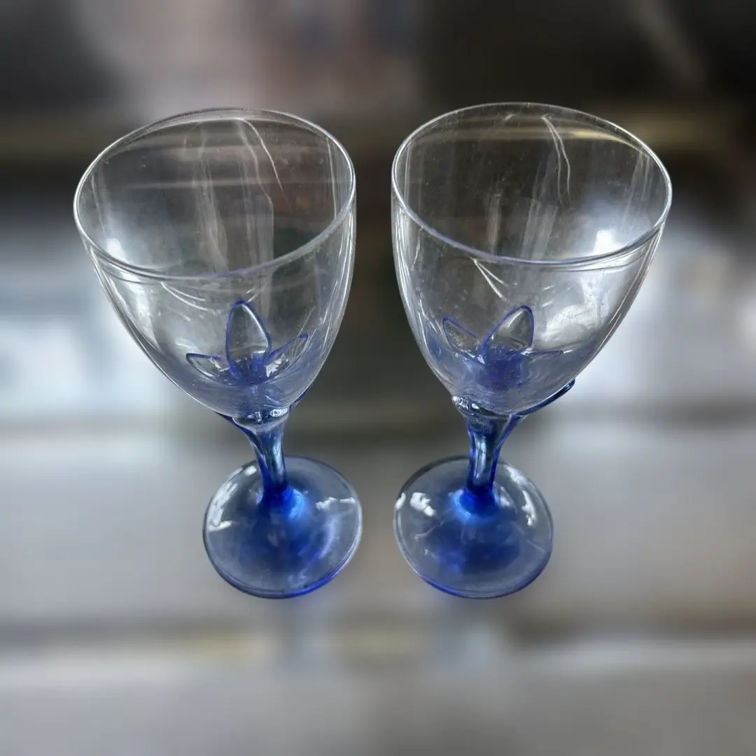 Thumbnail of Set of 2 Blue Floral Pattern Glass Wine Glasses