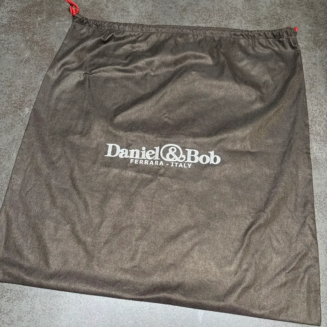 ダニエルアンドボブ　スエード　レザー　巾着　キンチャク　きんちゃく Daniel & Bob ダニエルアンドボブ スエードxレザー 巾着 ポーチ