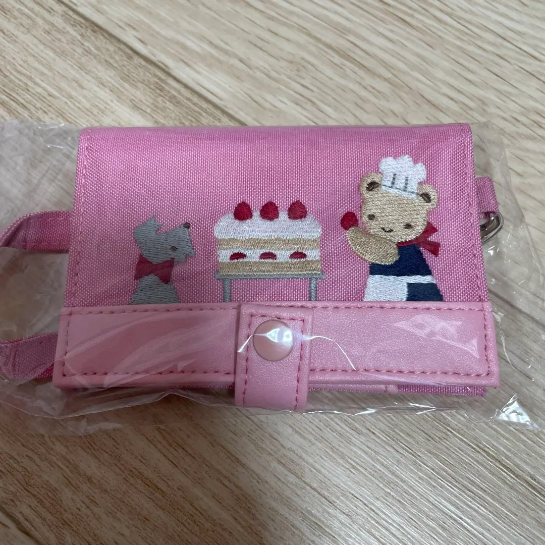 新品　【本日限定値下げ】ファミリア　芦屋　パスケース　マーティ ファミリア芦屋モンテメール店リニューアル2周年記念 芦屋生まれ