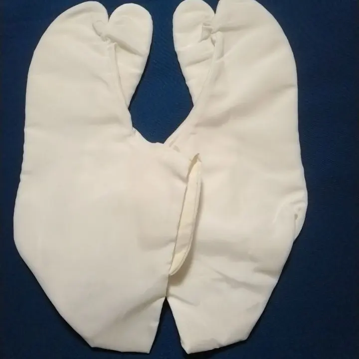 Thumbnail of White Tabi Socks 21.5cm