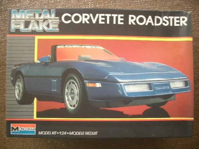 【送料無料】モノグラム コルベット1/8 プラモデル モノグラム '65 CORVETTE STING RAY 1/8スケール コルベット