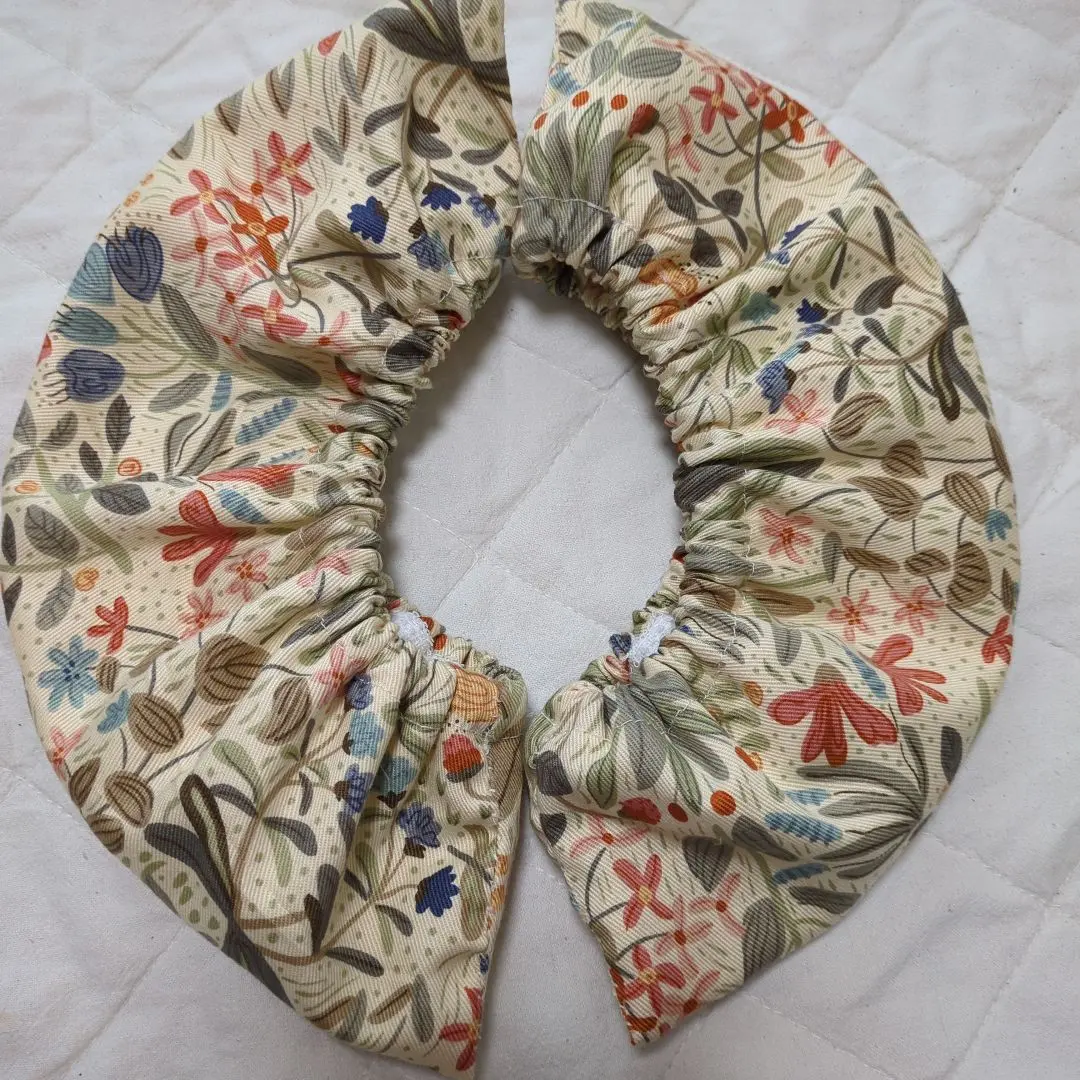 Thumbnail of Floral pattern, plants, edge cover, handmade, figure skating