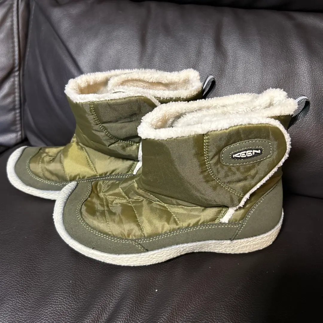 ☆降價☆KEEN 橄欖綠 短靴 21cm 的縮圖