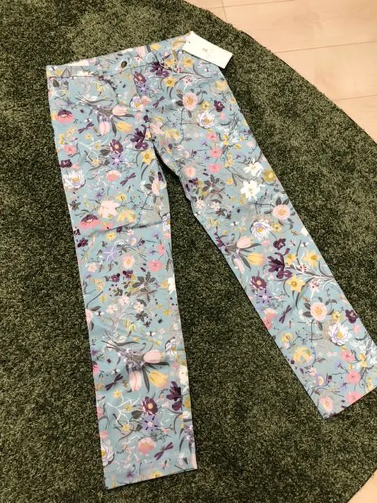✨新品未使用タグ付き✨ GUCCI パンツ　大きいサイズ XL　花柄　ボトム ✨新品未使用タグ付き✨ GUCCI パンツ大きいサイズ XL花柄ボトム