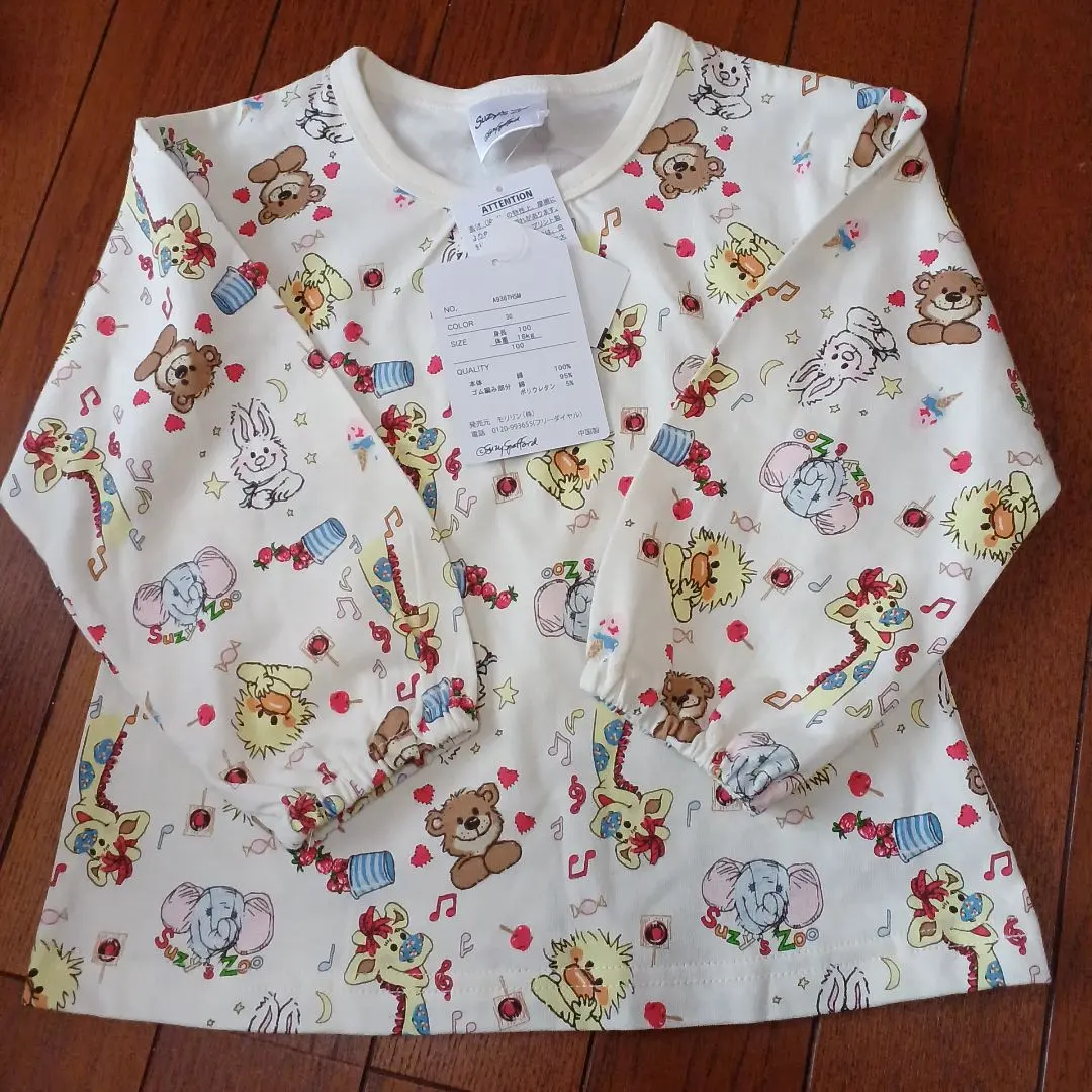 Thumbnail of New Suzy's Zoo top, size 100