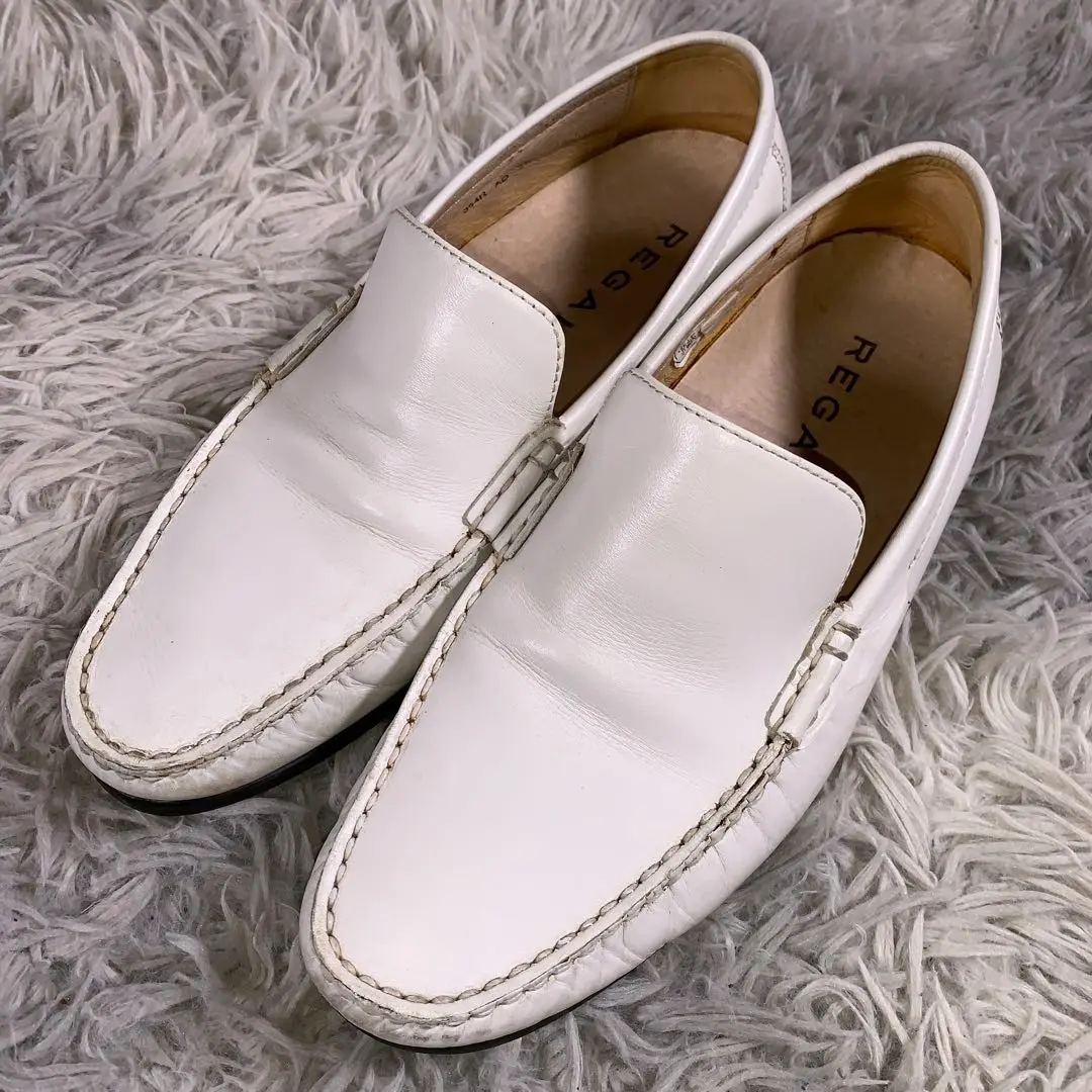 ☆良品☆ REGALリーガル　レザーモカシンシューズ　ホワイト　27cm相当 モカシン ホワイト｜リーガルコーポレーション公式オンライン