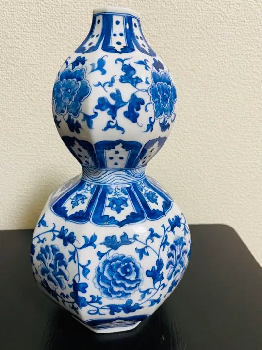 中国 大清康熙年製 青花 大壺　陶芸古美術 瓶。 中国 大清康熙年製 青花 大壺 陶芸古美術 瓶。 美術品