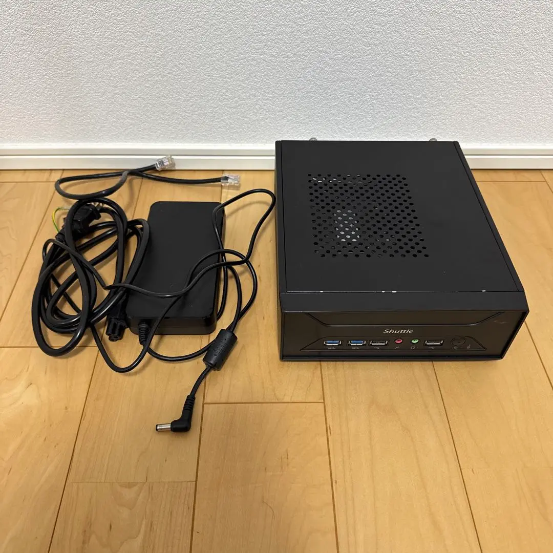 Shuttle シャトル/小型デスクトップPC/Windows10/XH61V00401D34F00133/ABランク/69【中古】 Shuttle シャトル/小型デスクトップPC/Windows10