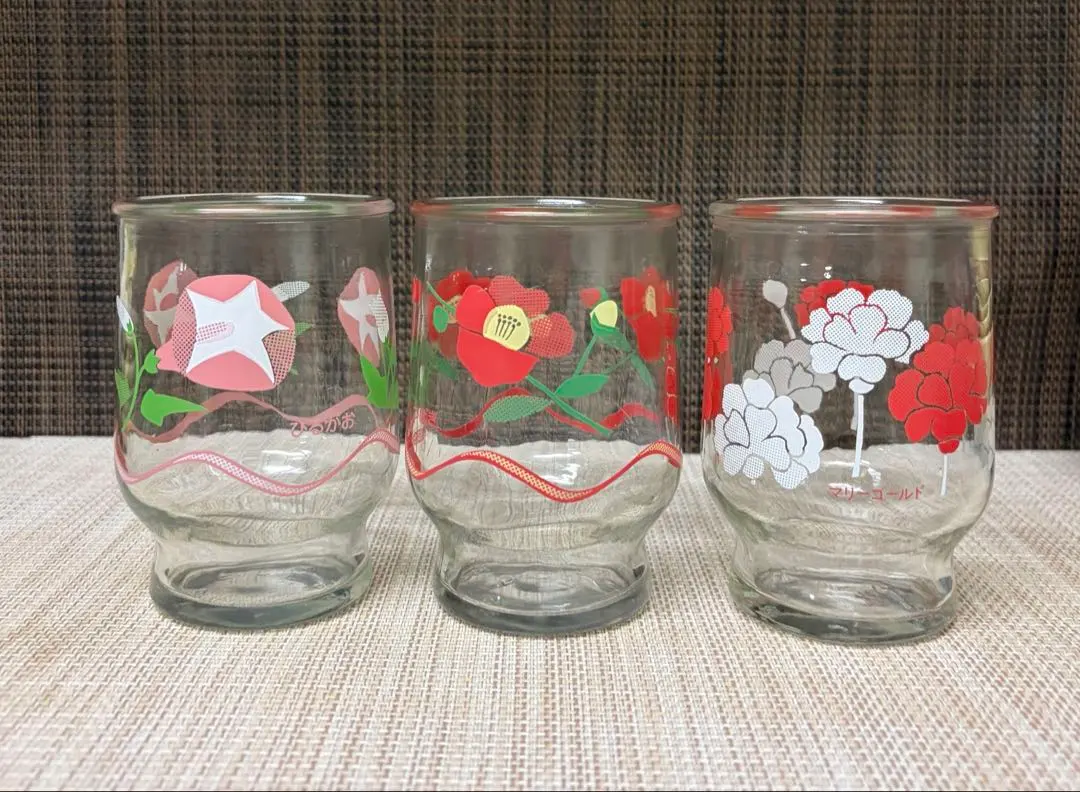 Thumbnail of Showa Retro Glass Cups, One-Cup Sake Bottles, Floral Pattern, Set of 3