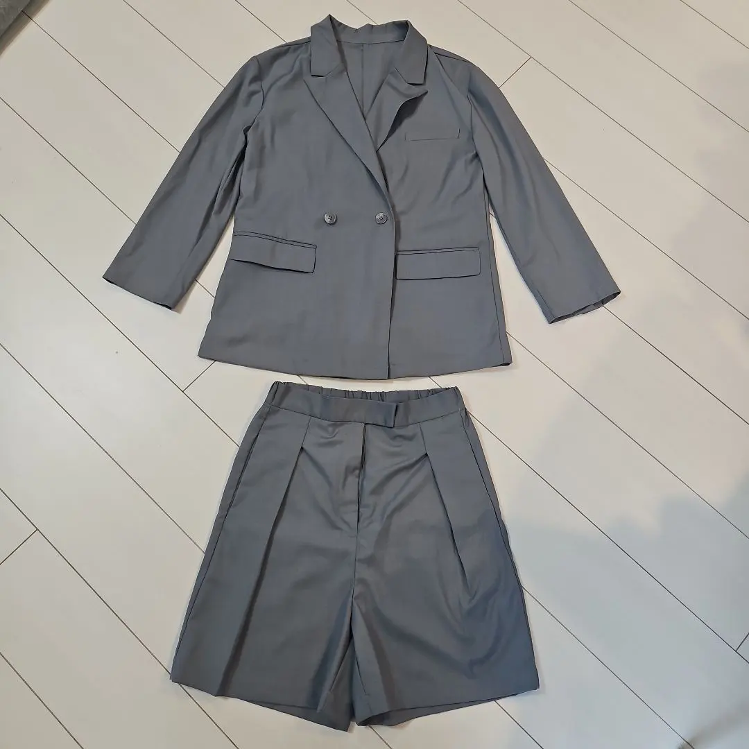 Thumbnail of Mite Gray Double-Breasted Jacket & Shorts Set