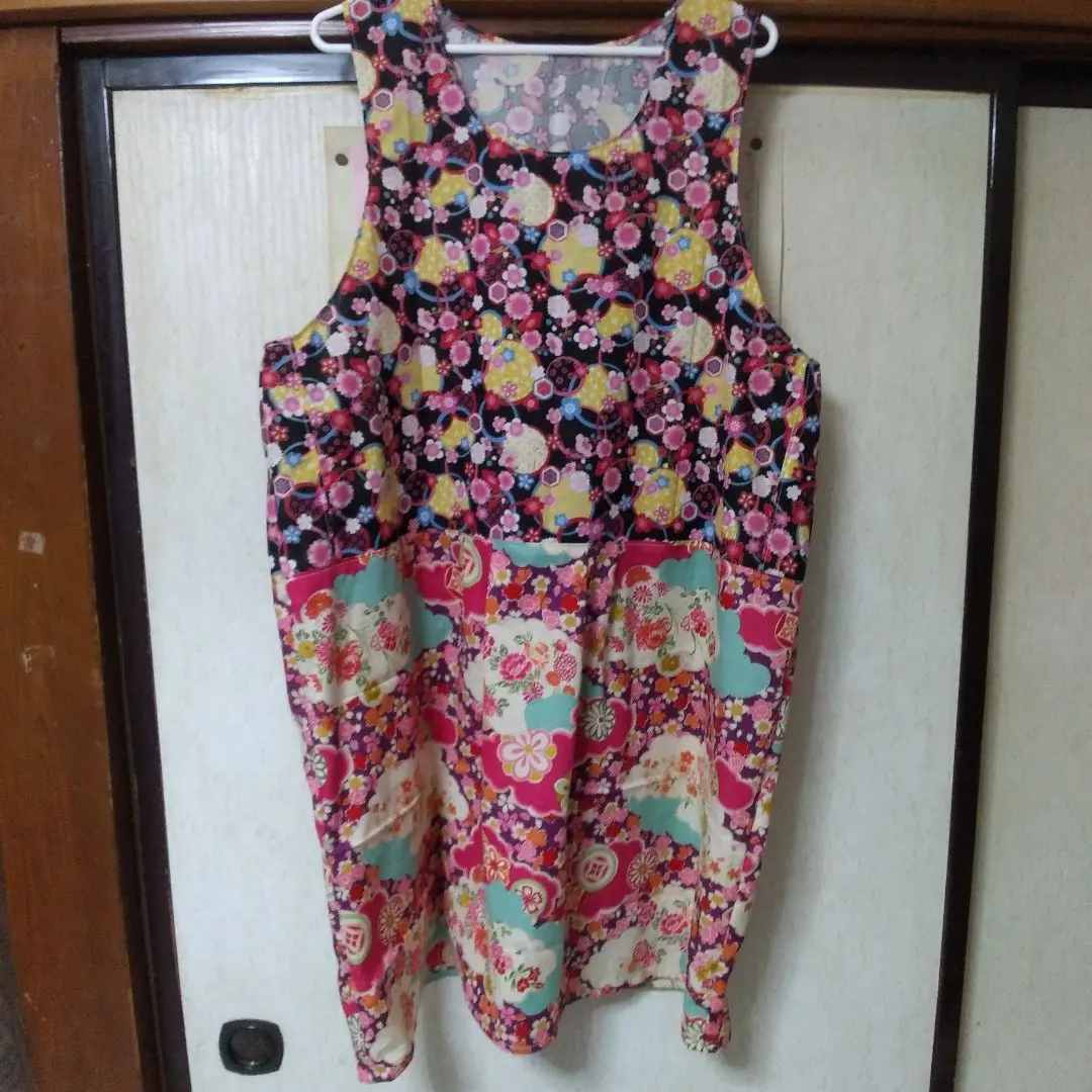 Thumbnail of Apron tunic Japanese pattern