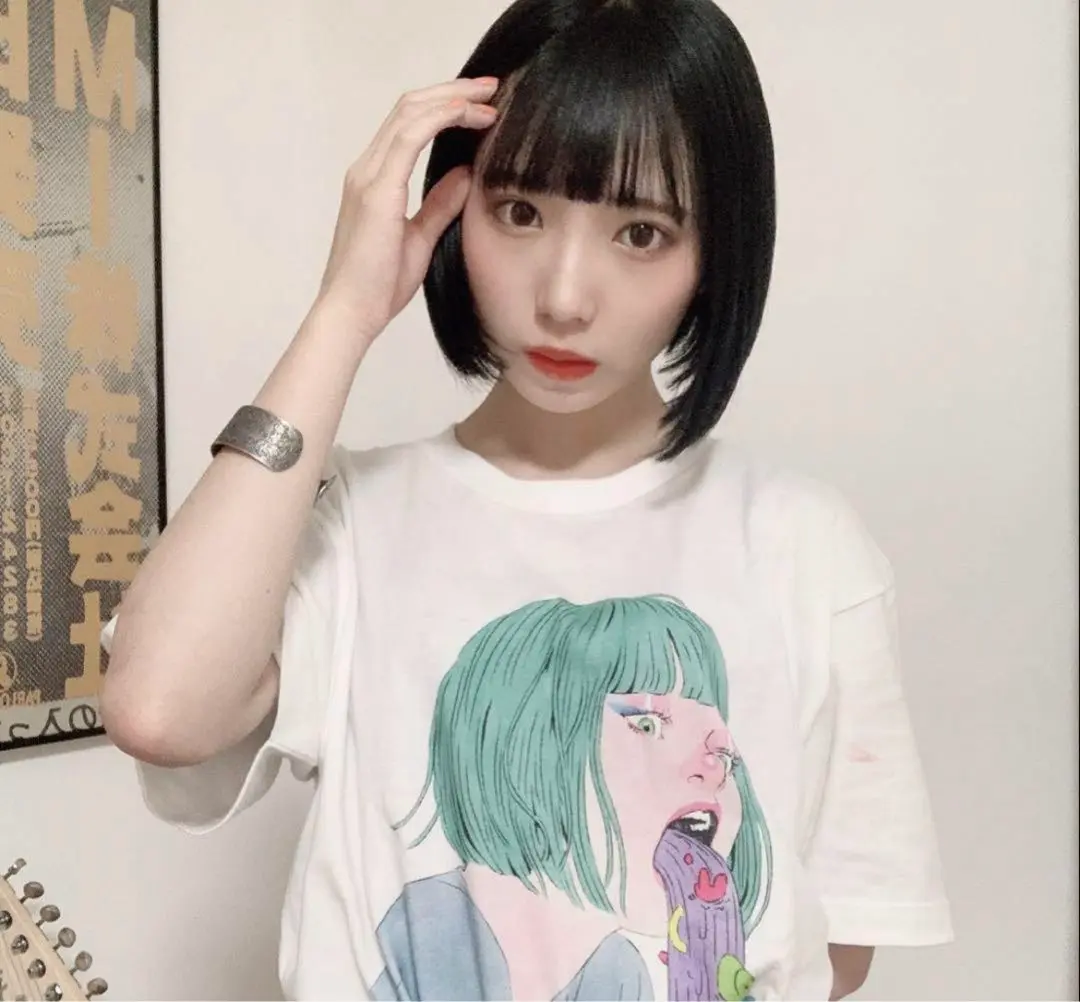 2025年最新】この世はヘドが出るほど不条理で溢れているtシャツ