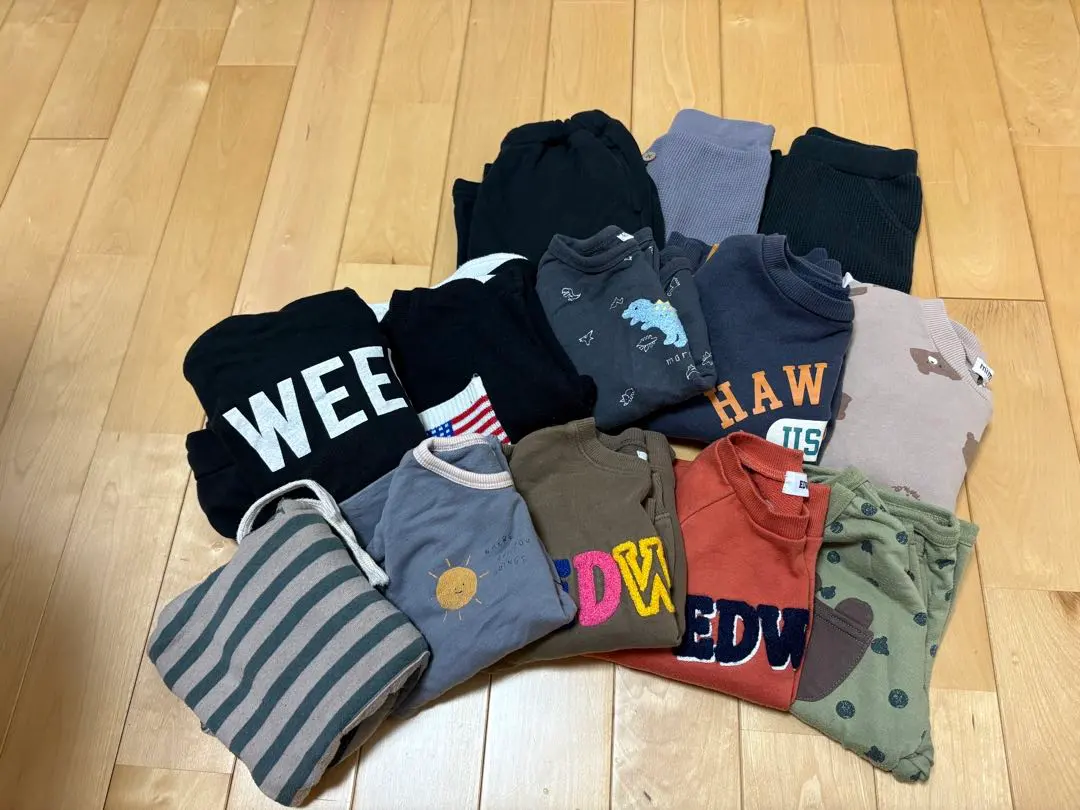 Thumbnail of Kids' Clothes 90-100cm Bundle Sale, 12-piece set, BABYDOLL, EDWIN