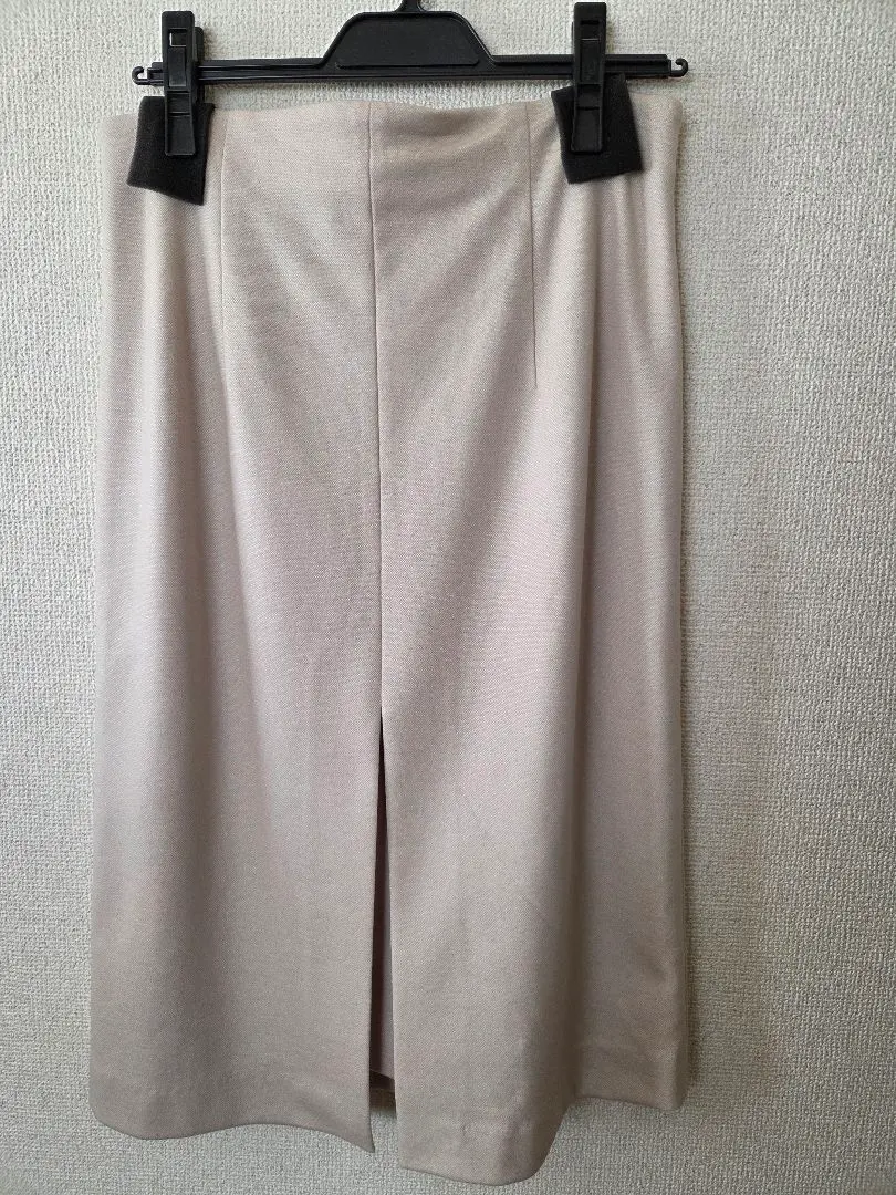 Thumbnail of Beige slit tight skirt