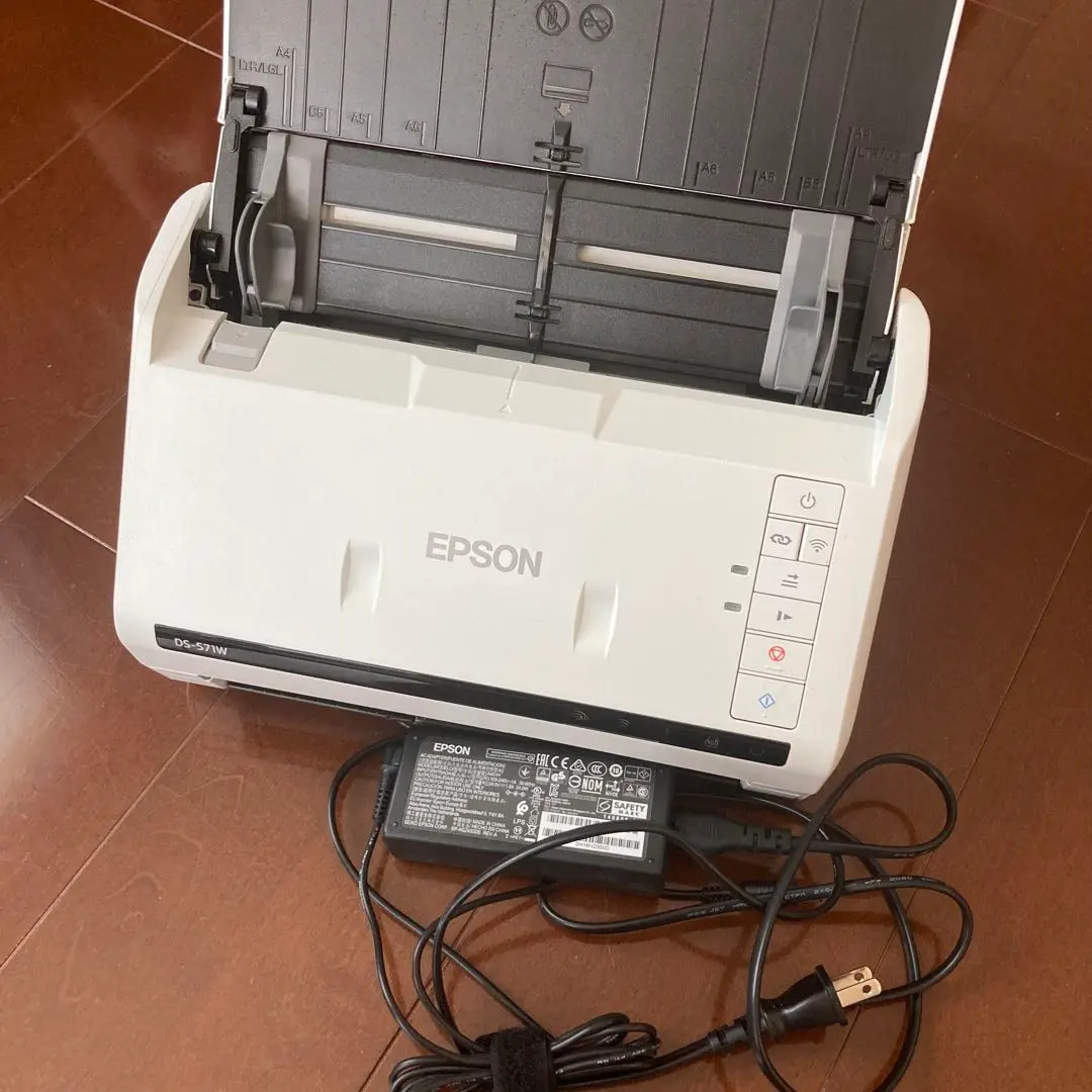 A4ドキュメントスキャナー（シートフィード）DS-571W/DS-531