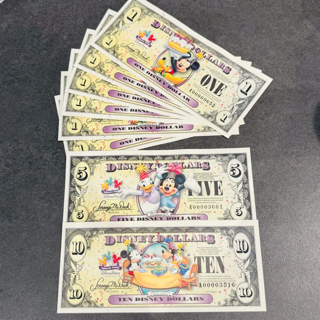 ディズニーレアドル ダラー 2025年最新】ディズニーランド 1ドル 札の人気アイテム - メルカリ