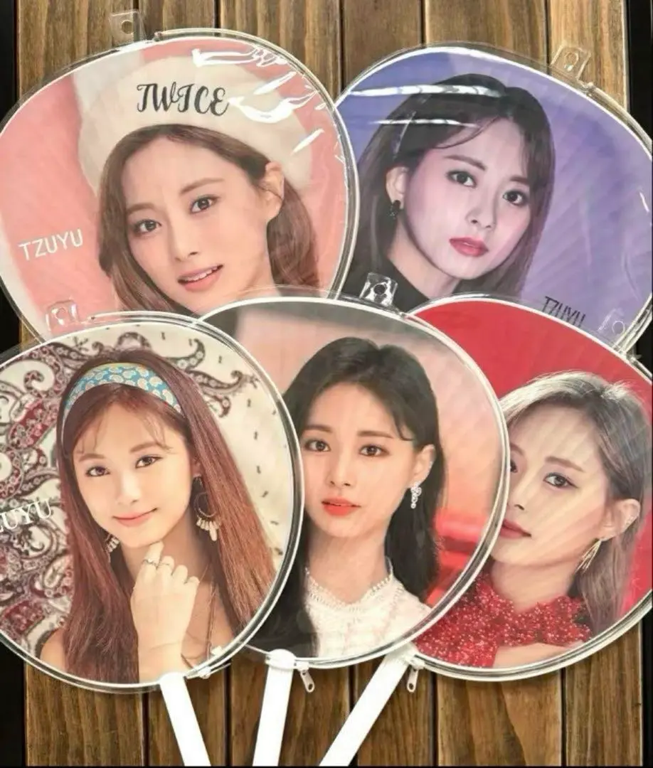 Thumbnail of TWICE Tzuyu Uchiwa Fan Set of 5