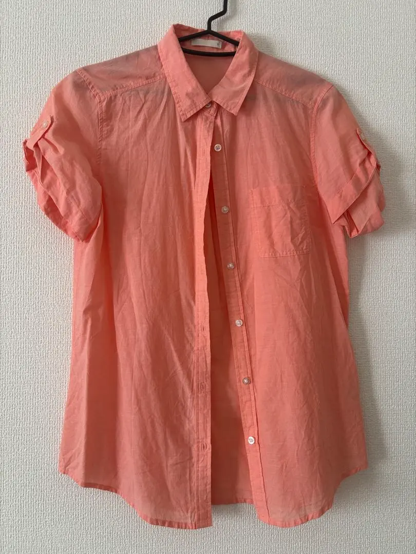 Thumbnail of Pink short-sleeved button-up shirt - GU