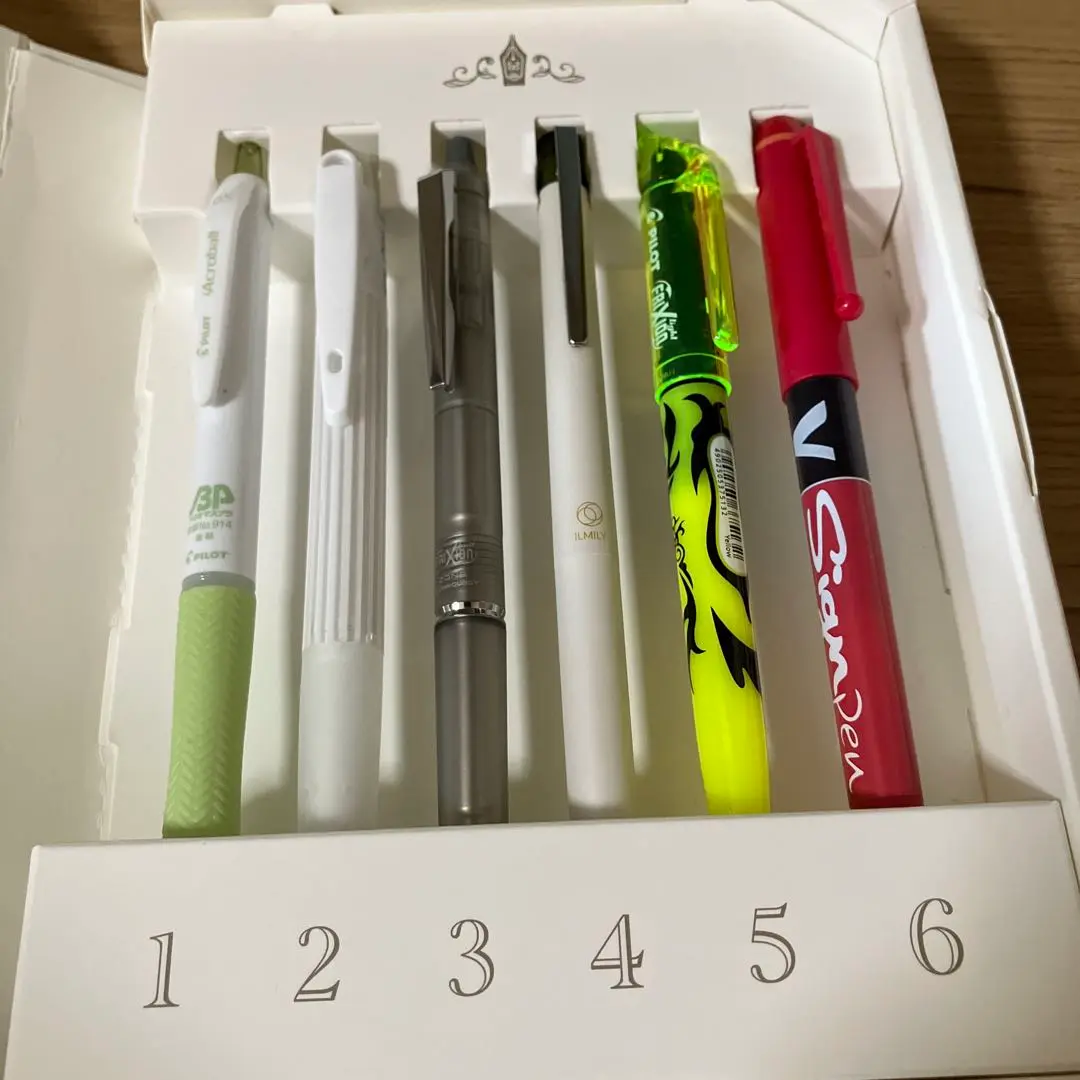 最新パイロット 株主優待 1000株　 高級筆記具＋実用筆記具セット パイロット株主優待】実用筆記具セット｜たかぎし123どっとこむ