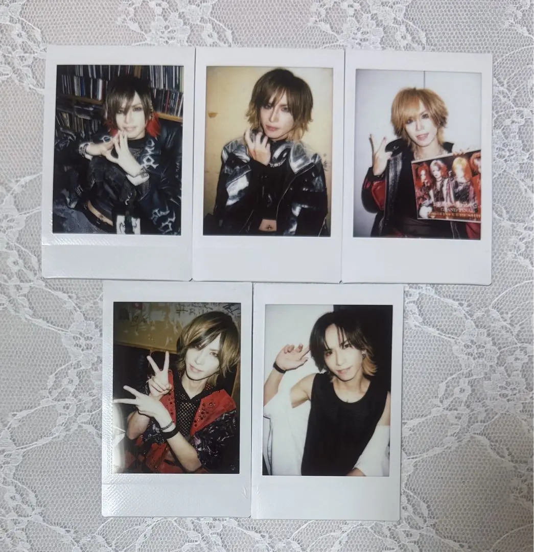 Thumbnail of Tomoya (Royz) Cheki 11