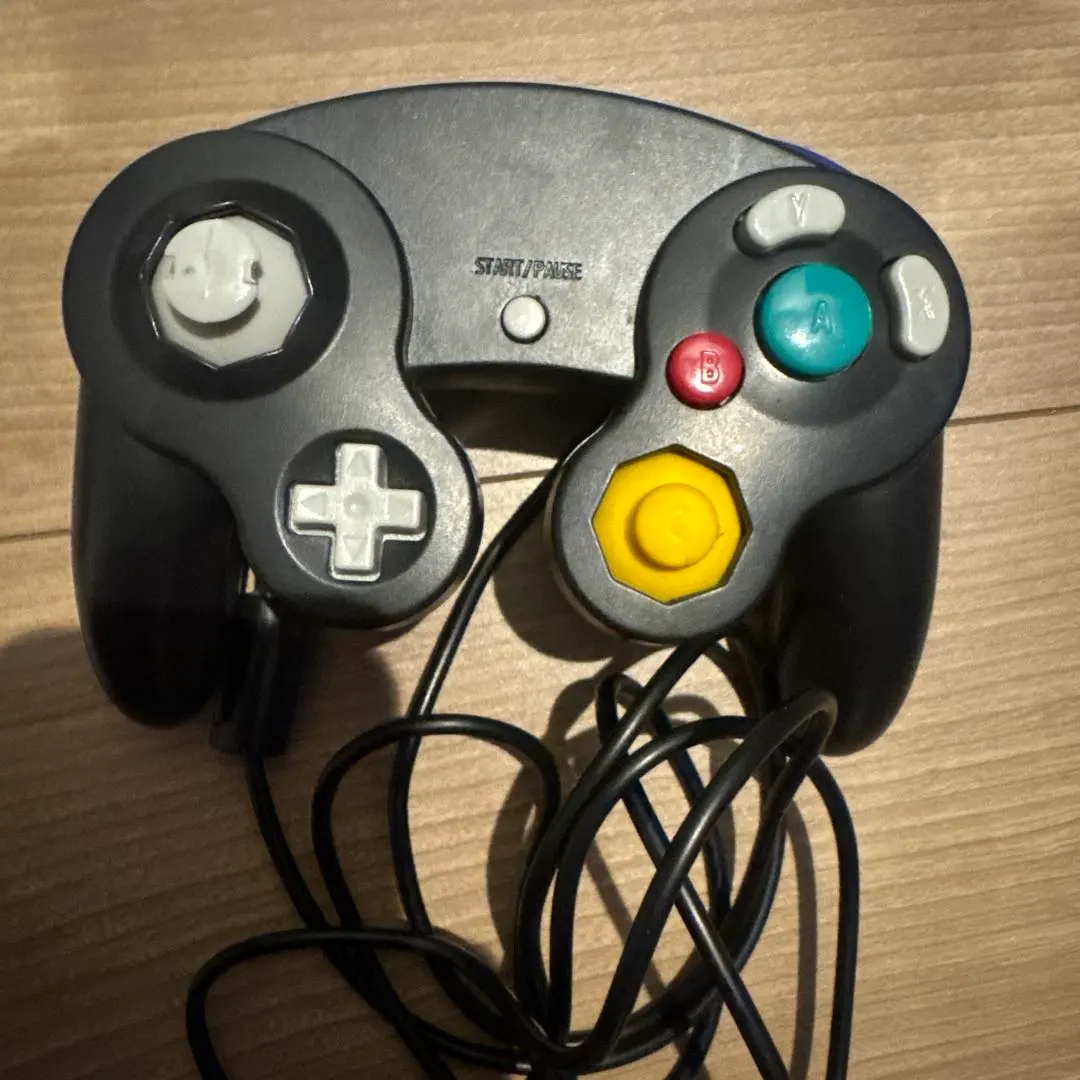 Thumbnail of GameCube controller, black