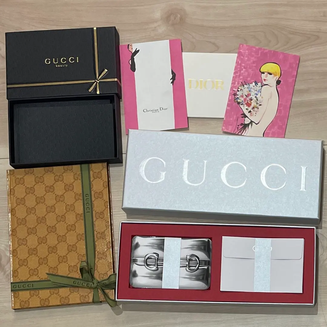 GUCCI 限定販売 レターセット 新品未使用 新品未使用☆グッチ レターセット 便箋＆封筒各10枚 白