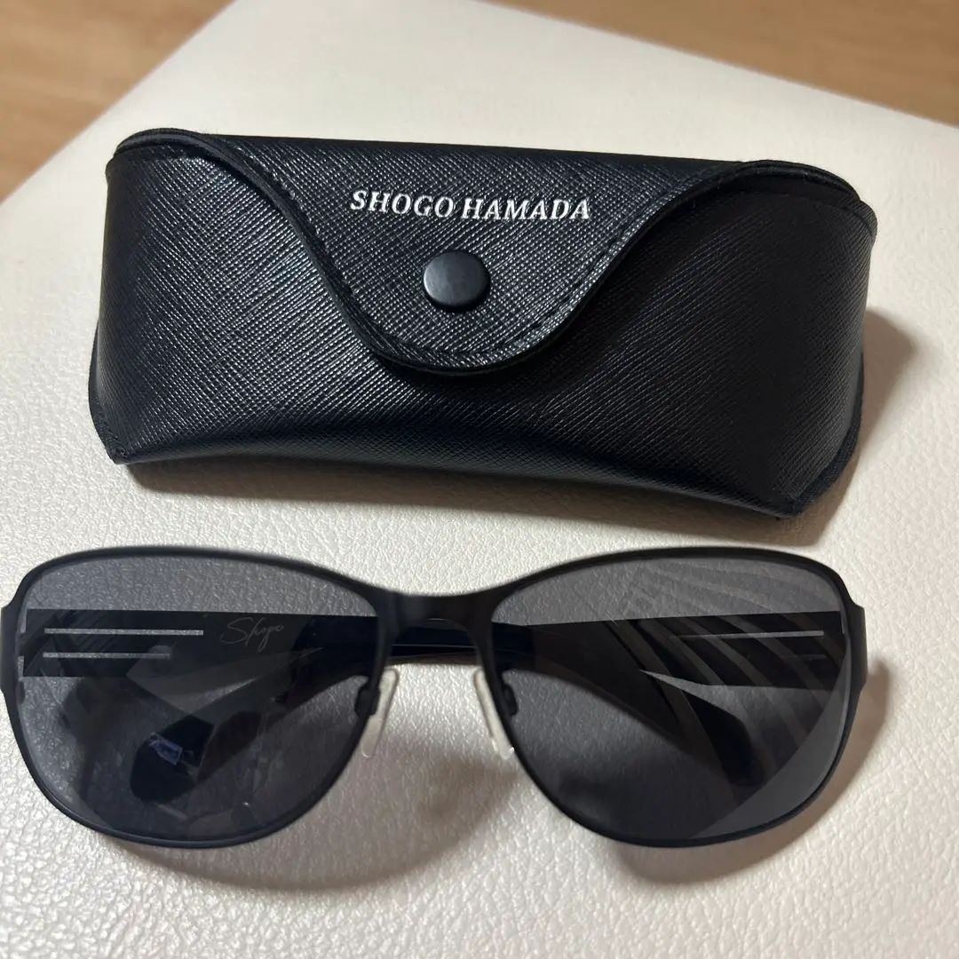 SHOGO HAMADA サングラス Amazon.co.jp: 浜田省吾 サングラス 本人仕様 ライブ グッズ