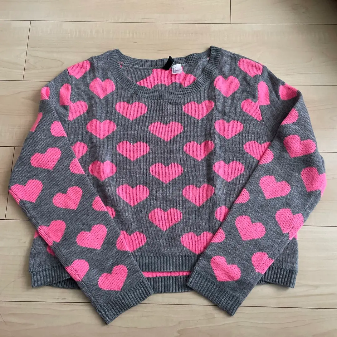 Thumbnail of Gray x Pink Heart Pattern Knit H&M Sweater Heart Vivid Pink