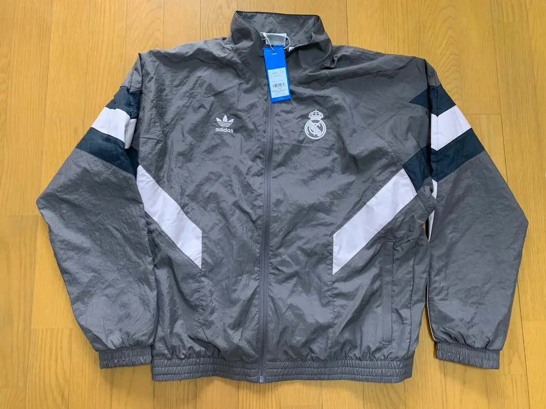 皇家馬德里隊歌外套 adidas Real Madrid 的縮圖