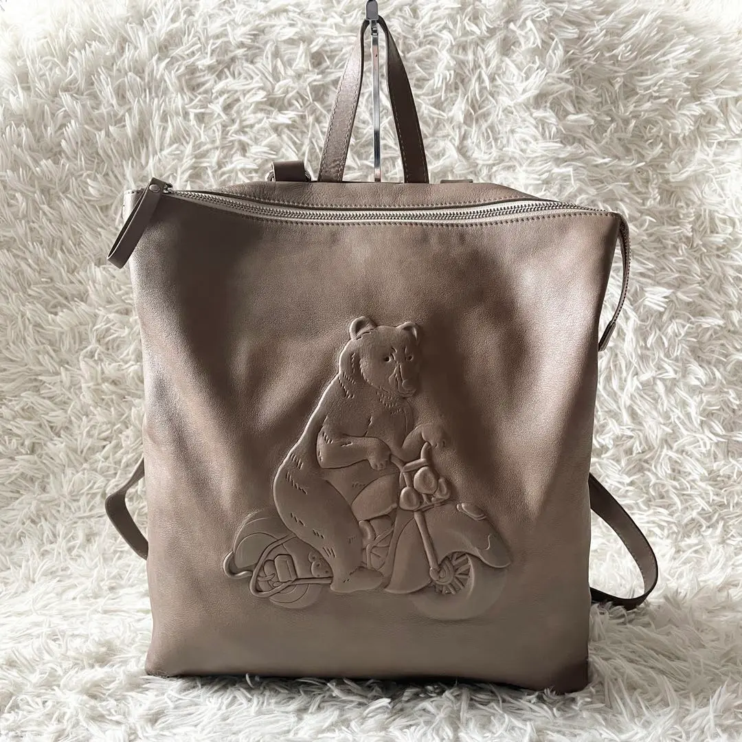 大幅値下げ！io pelle イオペレ レザーセンタージップリュック¥41800 大幅値下げ！io pelle イオペレ レザーセンタージップリュック¥41800