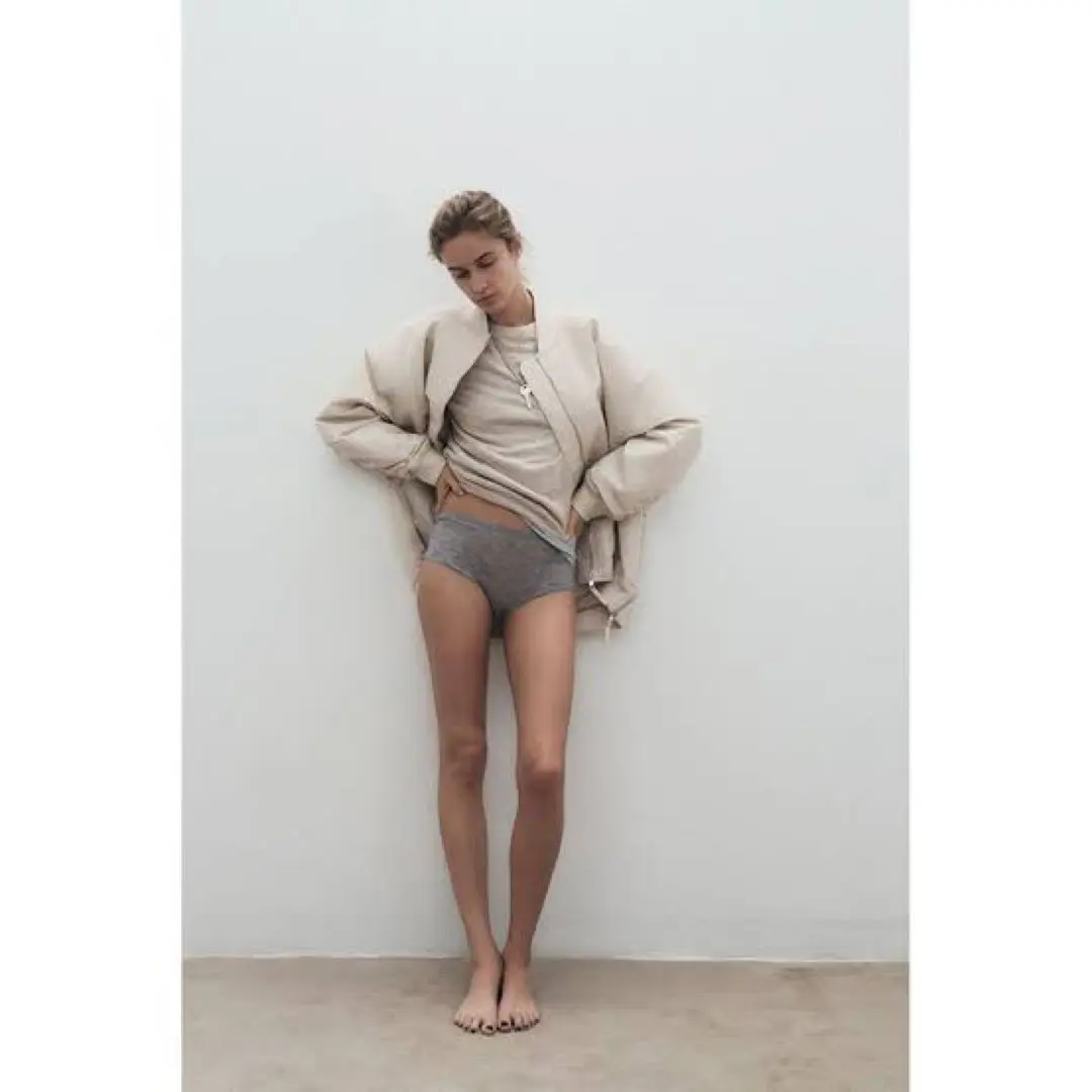 ZARA ザラ　ウォーターレペレント オーバーサイズ ボンバージャケット ZARA - ZARA ウォーターレペレント オーバーサイズ ボンバー