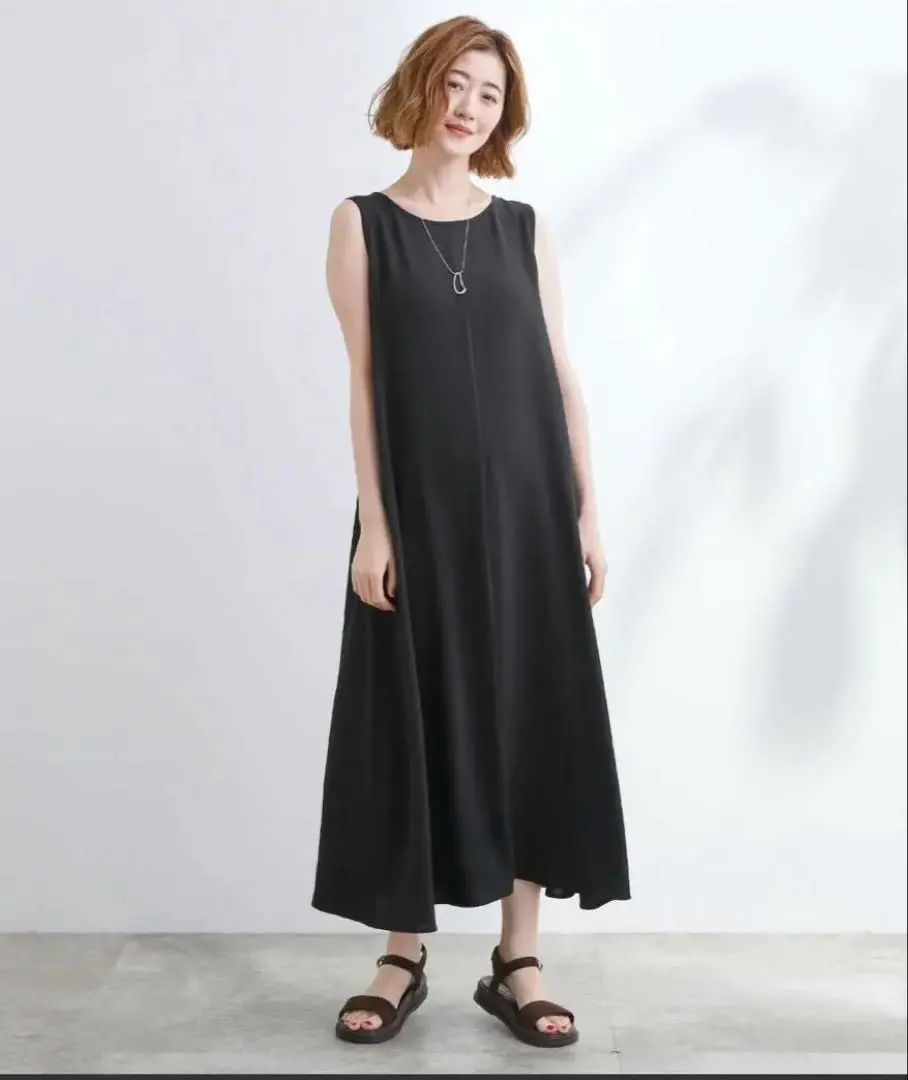 glove 傘擺洋裝 的縮圖