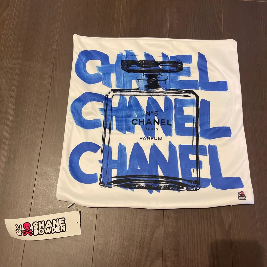 CHANEL クッションピンク刺繍ココセットレアノベルティ