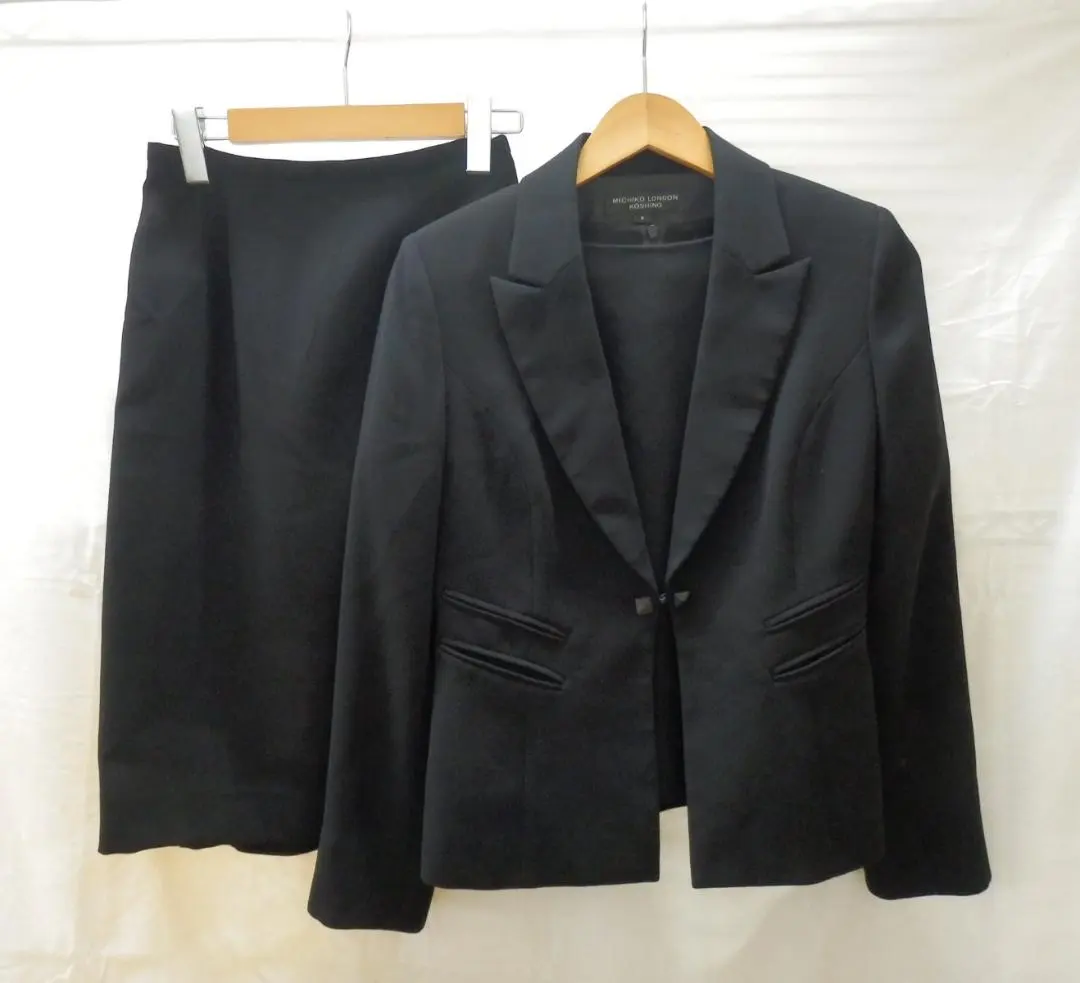 Thumbnail of M1349 Michiko London Tokyo Soir Black Formal 3-piece Suit, Size 9