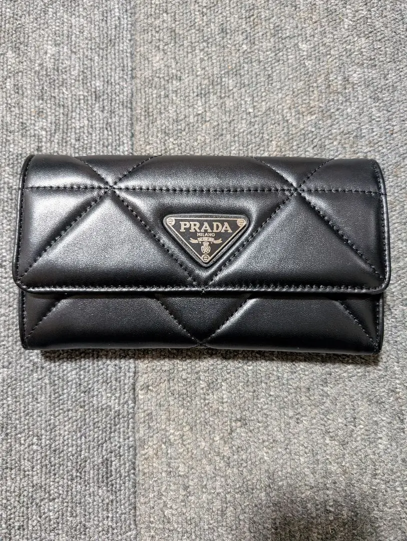 【新品未使用】PRADA 財布 ブラック ミラノ輸入 PRADA 「PRADA」 財布 - ブラック レディース : ZOZOTOWN Yahoo