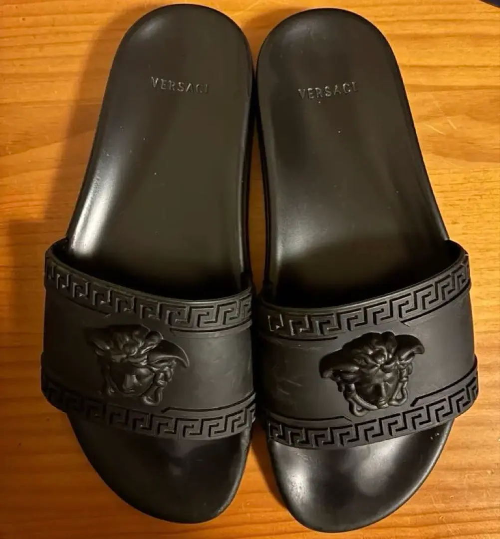 2025年最新】VERSACE メンズ サンダルの人気アイテム - メルカリ