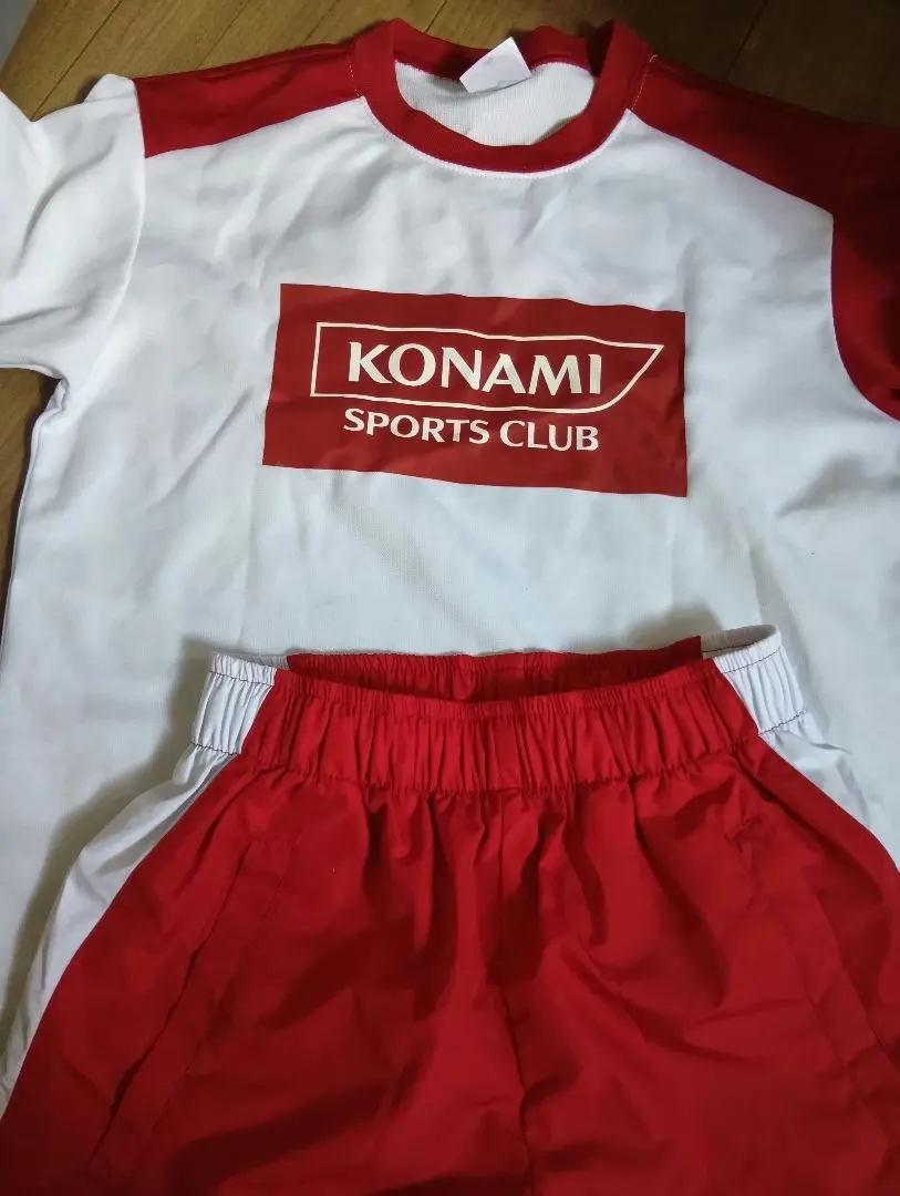 コナミスポーツクラブ　水泳選手　ジャージ　Tシャツ　3点セット　XSサイズ KONAMI 水泳 選手用 ジャージセット - メルカリ