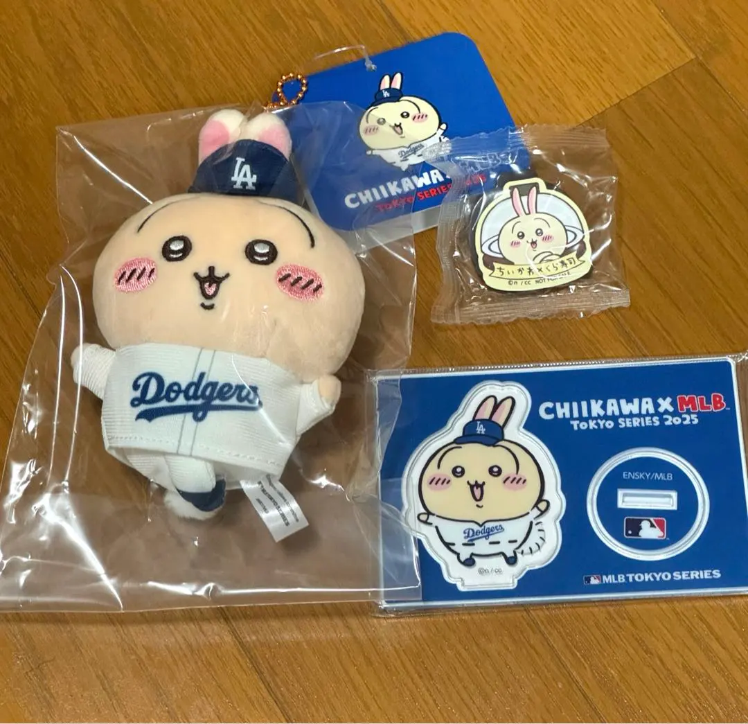 2025年最新】ちいかわ×MLB TOKYO SERIES マスコット うさぎ(ドジャース