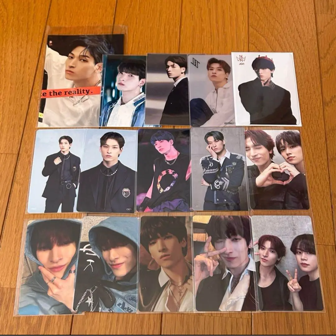 Thumbnail of JO1 Shinkai Kinjo Goods 15-Piece Set