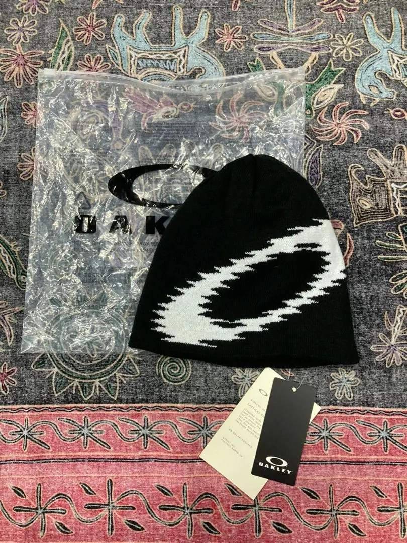 新品 PIET Oakley STATIC BEANIE ビーニー 白 s-l400.jpg