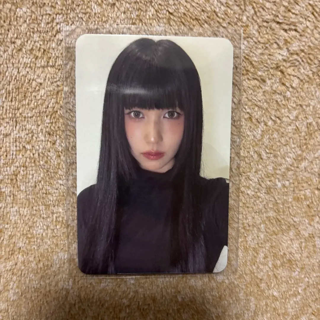 Thumbnail of TWICE THE STORY GOES ON CAST ver Mina Trading Card