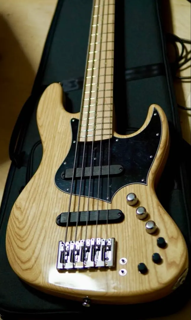 Xotic XJ-1T 5st RoastedMaple Neck 新品同様品! 31425dc4-354a-4b57-8b11-