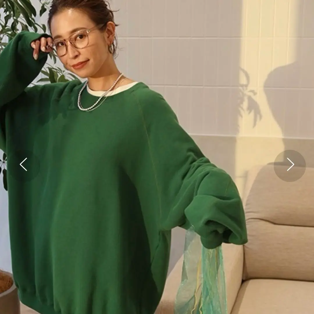 CREDONA レディースF スウェット　トレーナー　クレドナ　ダメージ加工 CREDONA レディースF スウェット トレーナー クレドナ ダメージ