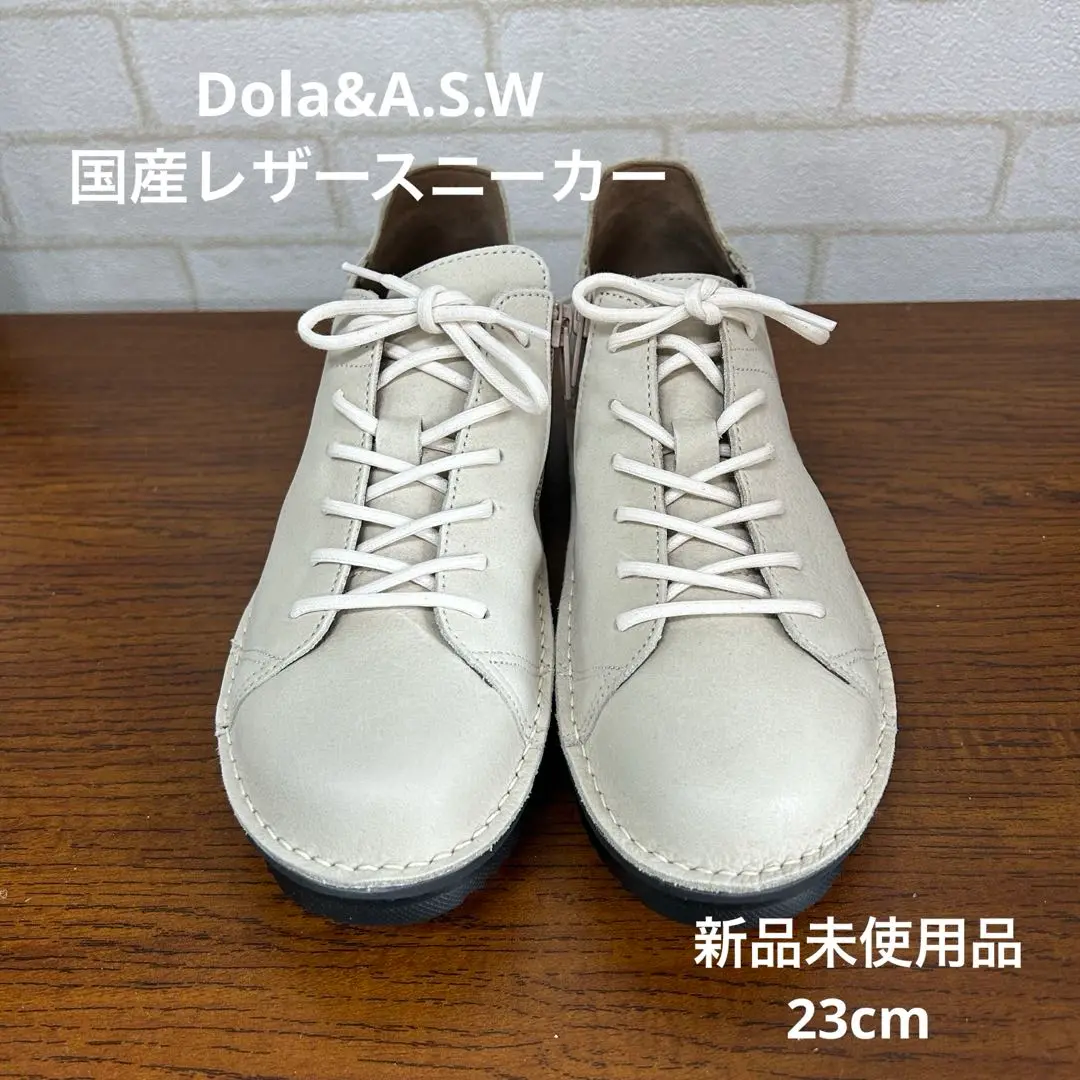Dola..A.S.W.22.5.EEEE.ホワイトレザーショートブーツ - メルカリ