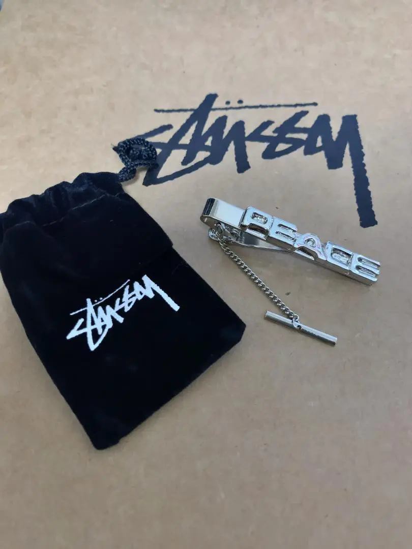 小物 stussy peace tie clip I carved this peace tie clip for stussy. Keep that thing
