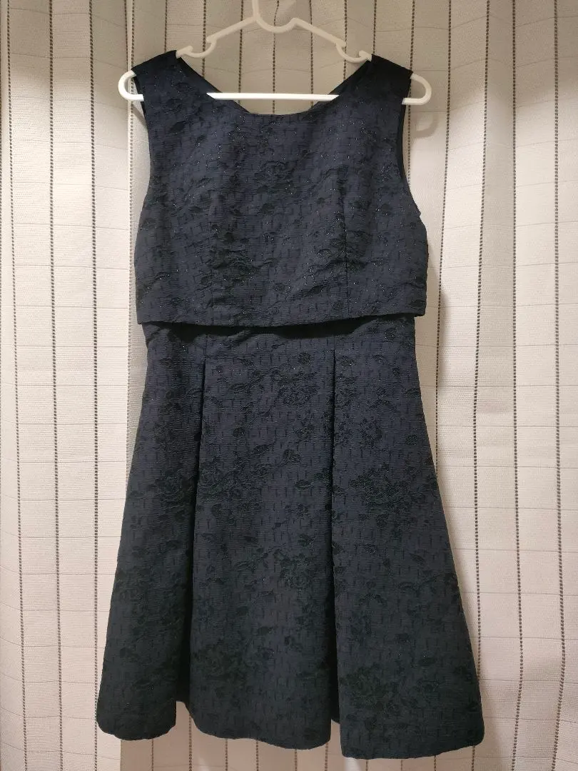 赴宴洋裝 禮服 的縮圖