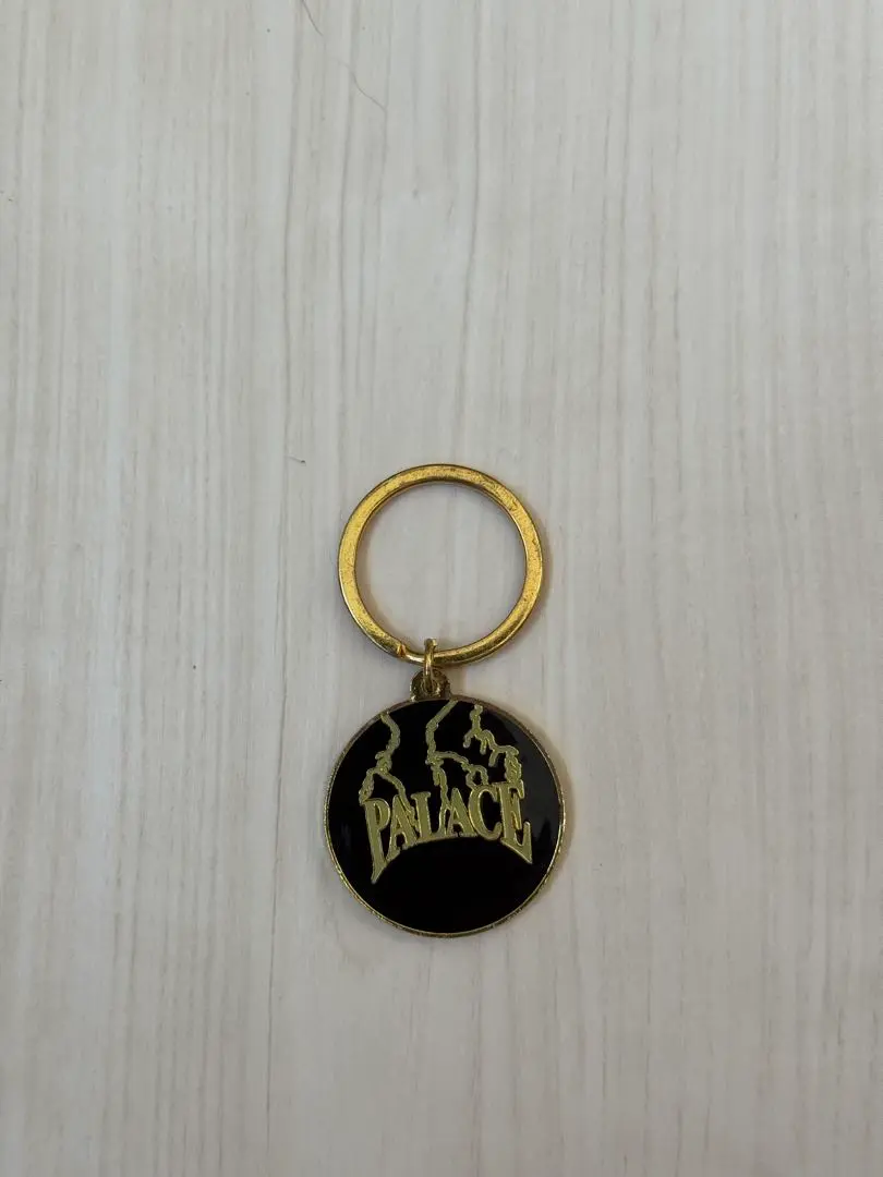 palace カラビナ 2025年最新】Palace Skateboards キーホルダー・キーリングの