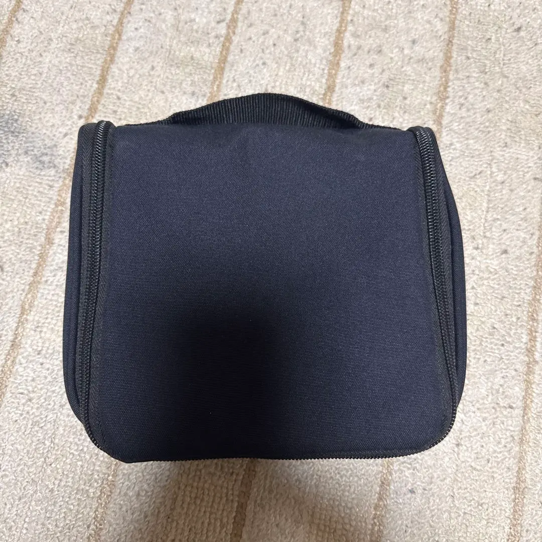 Thumbnail of 【Available Now ⭕️】MUJI Polyester Hanging Washroom Case - Black